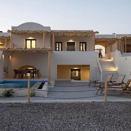 Отель Lovely Santorini - 2 Bedroom - Private Jacuzzi And Charismatic Interior - Vothonas